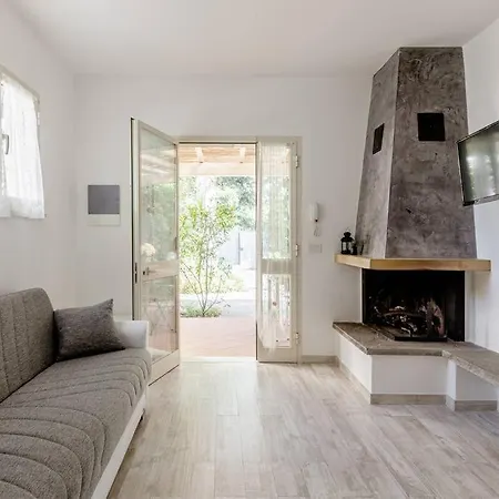 La Casina Nel Verde, 100 Mt Dal Mare!!! Сasa de vacaciones Pietrasanta