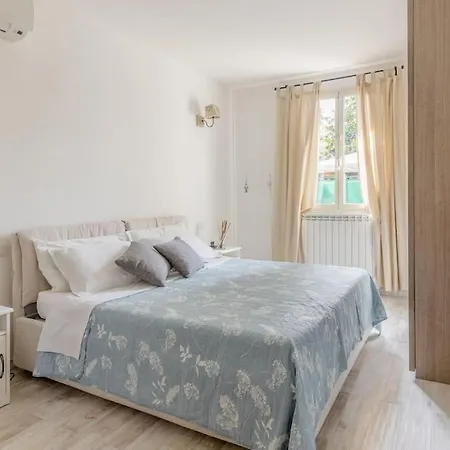 La Casina Nel Verde, 100 Mt Dal Mare!!! *